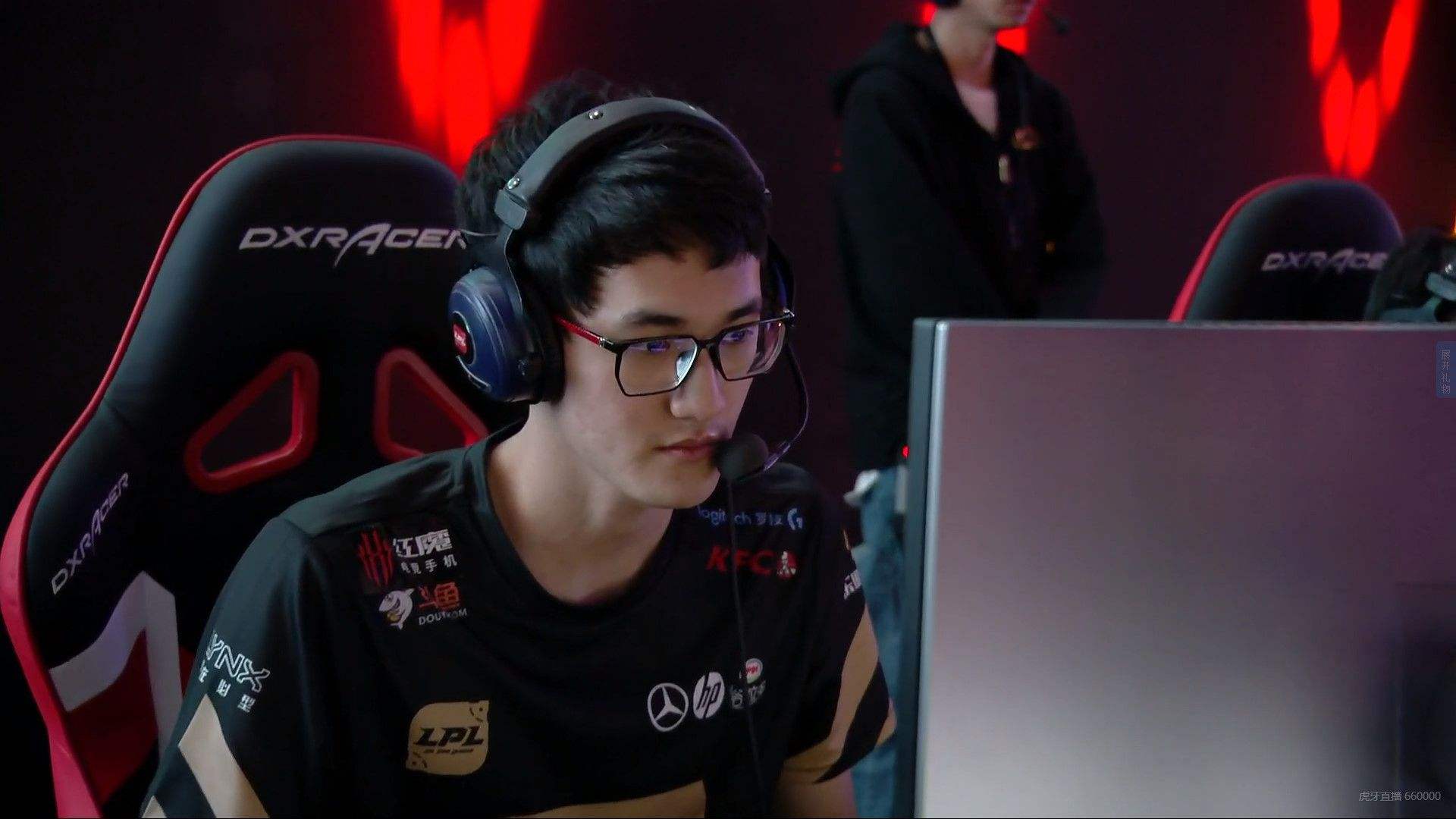 关于SKT不断突破！，Karsa连续十场比赛得分超过比赛规则变更上演精彩一战的信息