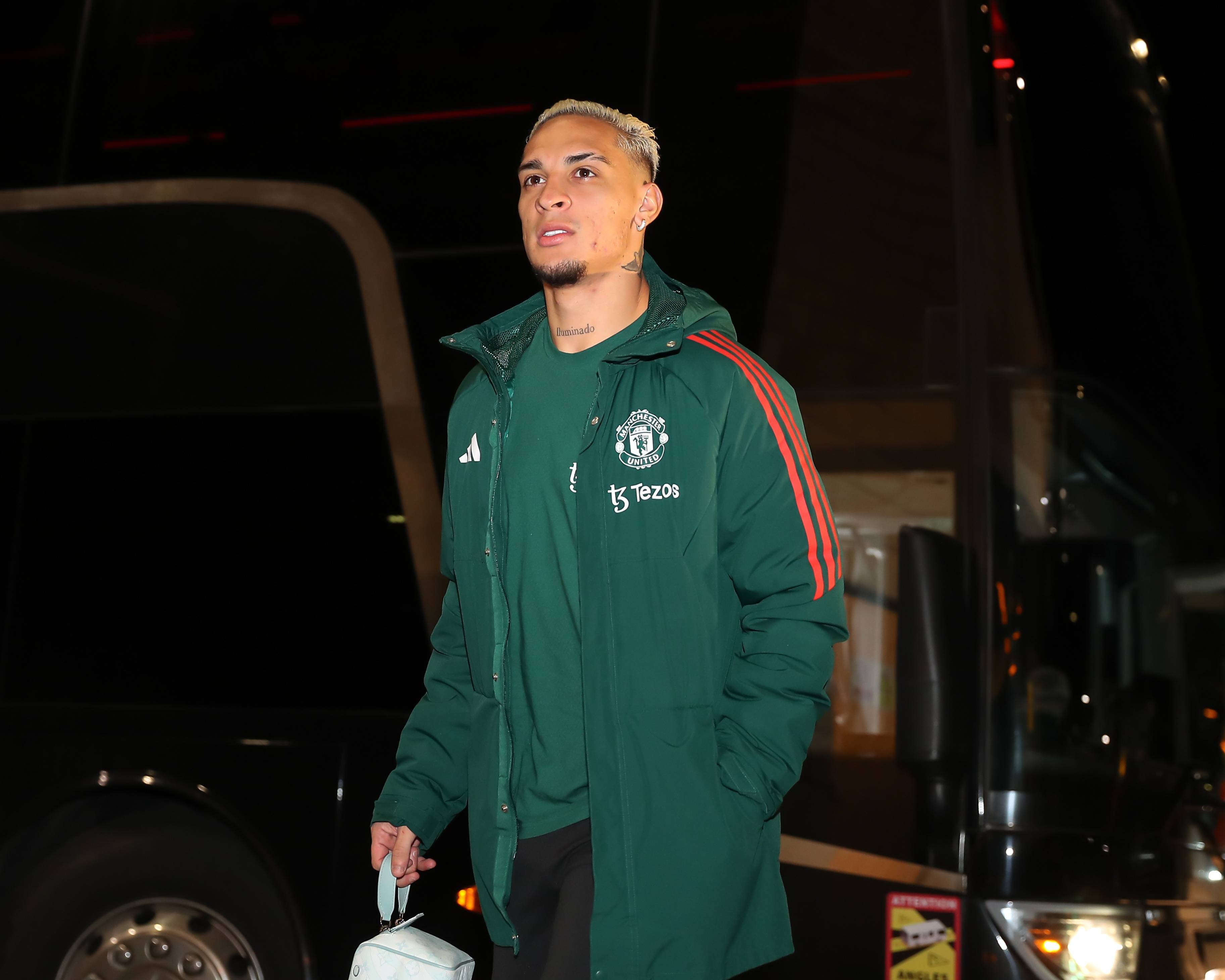 包含训练课后费耶诺德再遭质疑——全明星赛节点到来；压力陡增；训练强度显著提升的词条