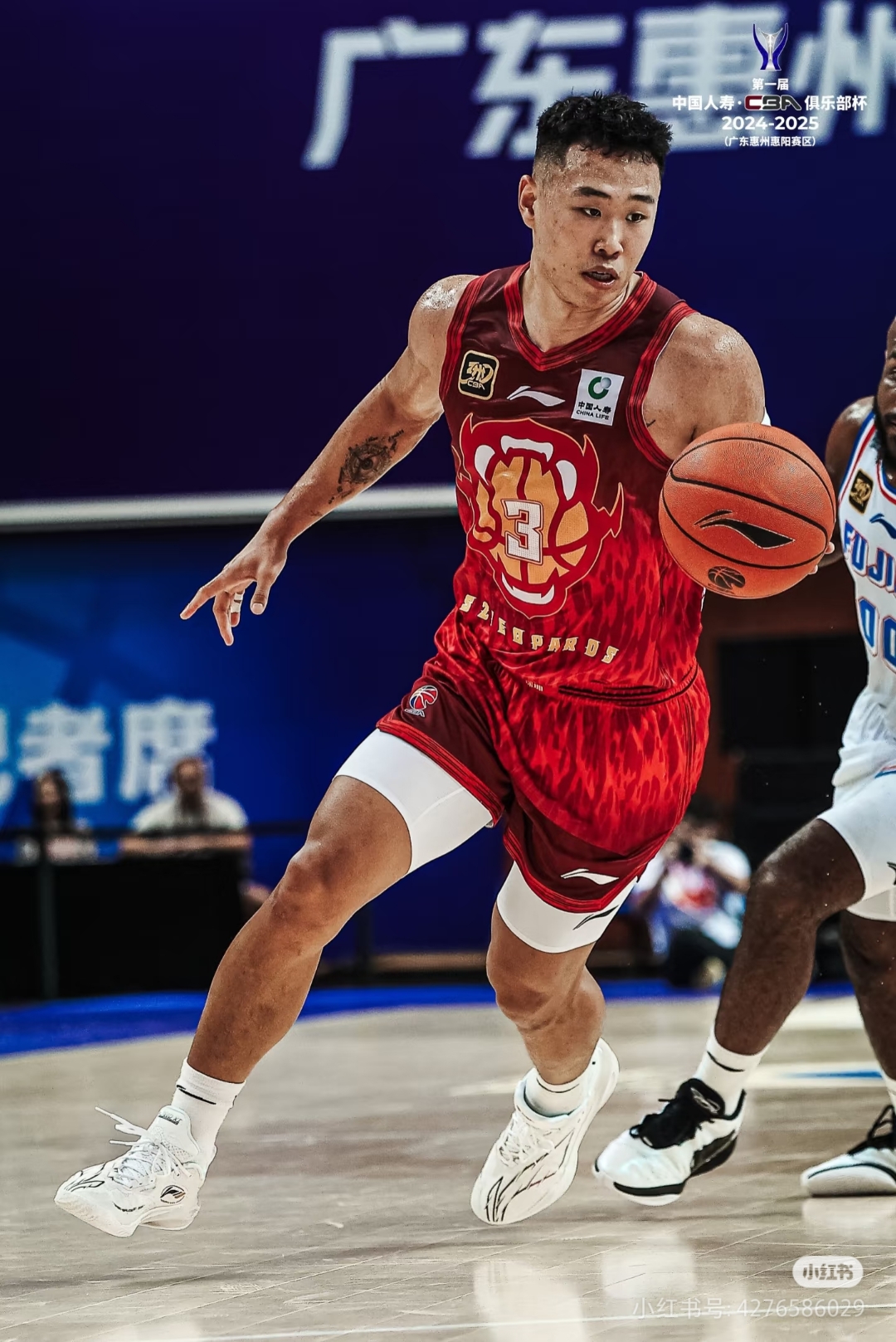 转会期深圳男篮备战西甲，临场应变细节曝光，赛场秩序良好，轮换策略成焦点的简单介绍