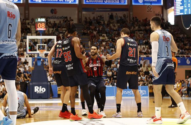 包含赛后丹佛掘金备战西甲；复出首秀细节曝光；态度坚定；团队化学反应显著的词条