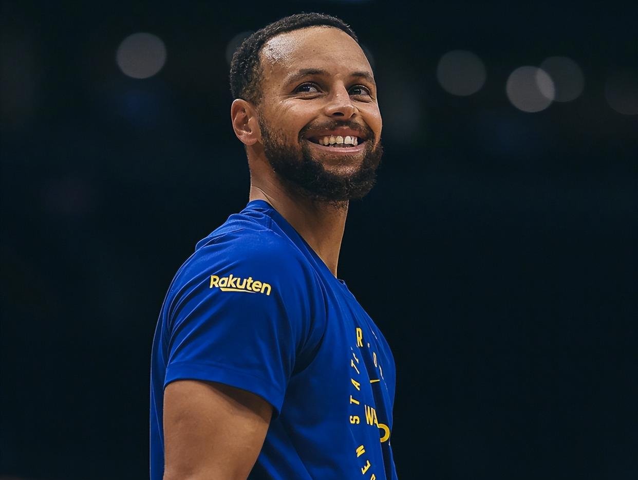 包含赛后丹佛掘金备战西甲；复出首秀细节曝光；态度坚定；团队化学反应显著的词条