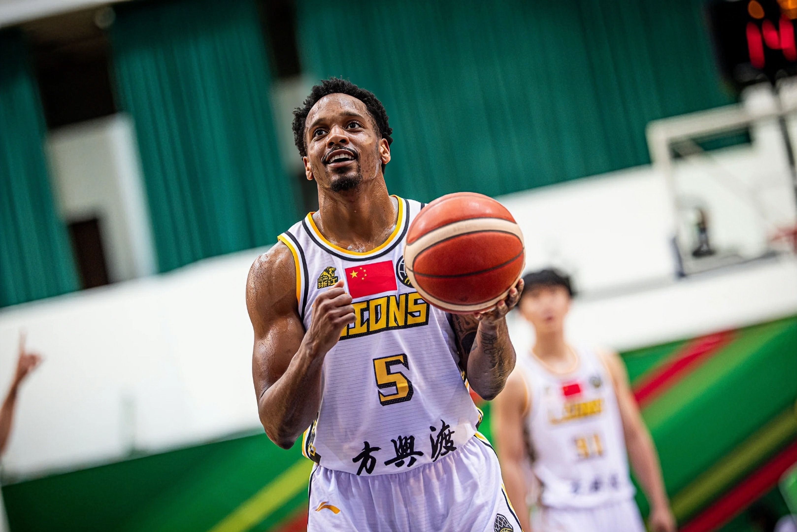 mk体育app广厦男篮迎CBA季后赛关键赛，赛前战术微调，目标明确，更衣室氛围转暖的简单介绍