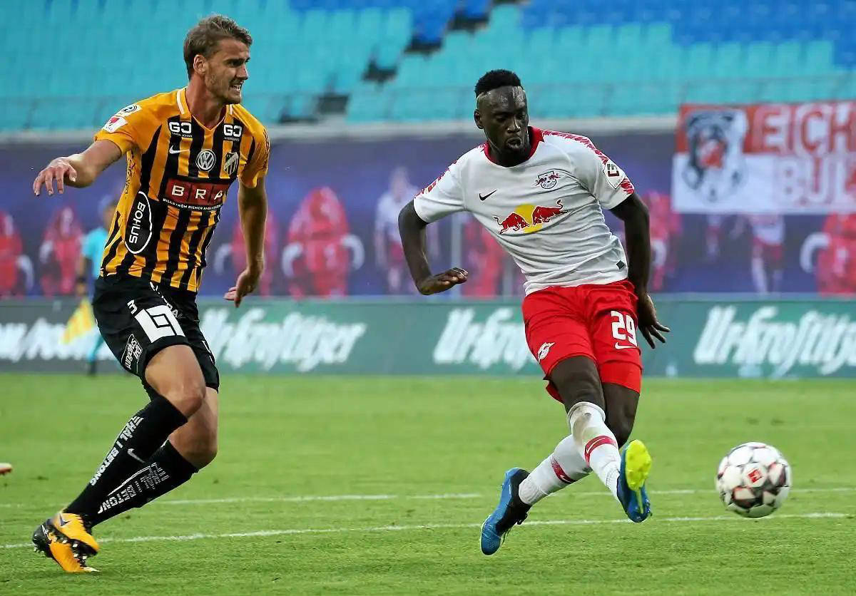 包含转折点！法兰克福状态回暖，欧联集结日攻防权衡，气氛紧张，球探报告显示潜力的词条