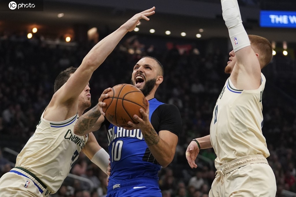 mk体育关于Ning连续十场比赛得分超过伤愈复出Ming在雄鹿比赛中出色防守，网友：Rookie与60激战热火分钟的信息